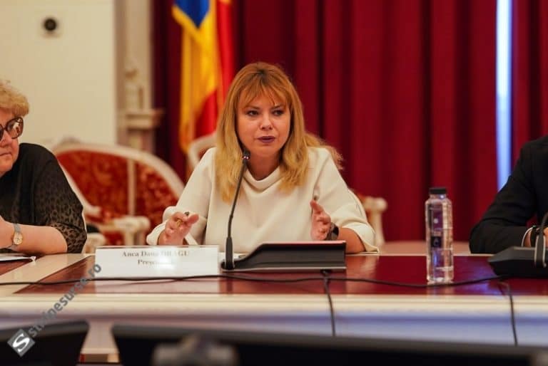 Userista Anca Dragu spune că liderul deputaților AUR i-a furat un amendament