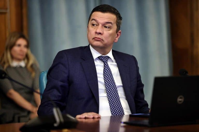 Un senator a depus plângere penală la DNA împotriva lui Sorin Grindeanu