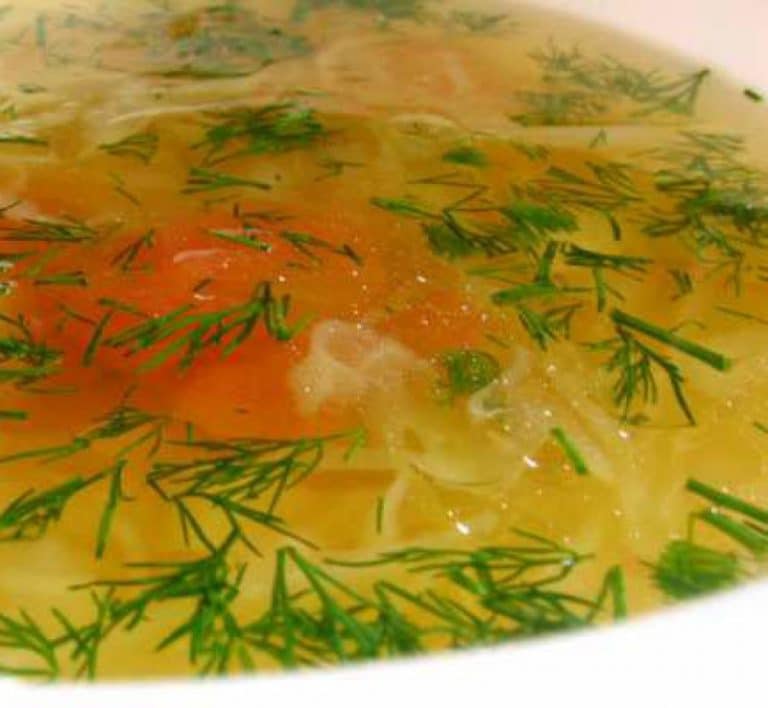 Numărul școlilor care acordă masă caldă se dublează