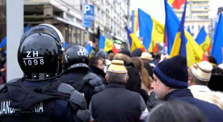 AUR se pregătește cu huiduieli și jigniri pentru Ziua Unirii Principatelor. Care este strategia din acest an pentru a strica Mica Unire