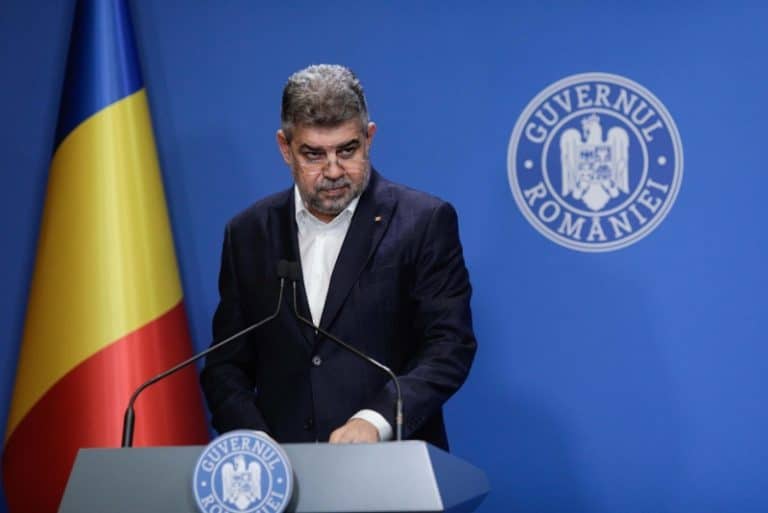 Se poate trăi cu pensia minimă? Ce a răspuns premierul Marcel Ciolacu