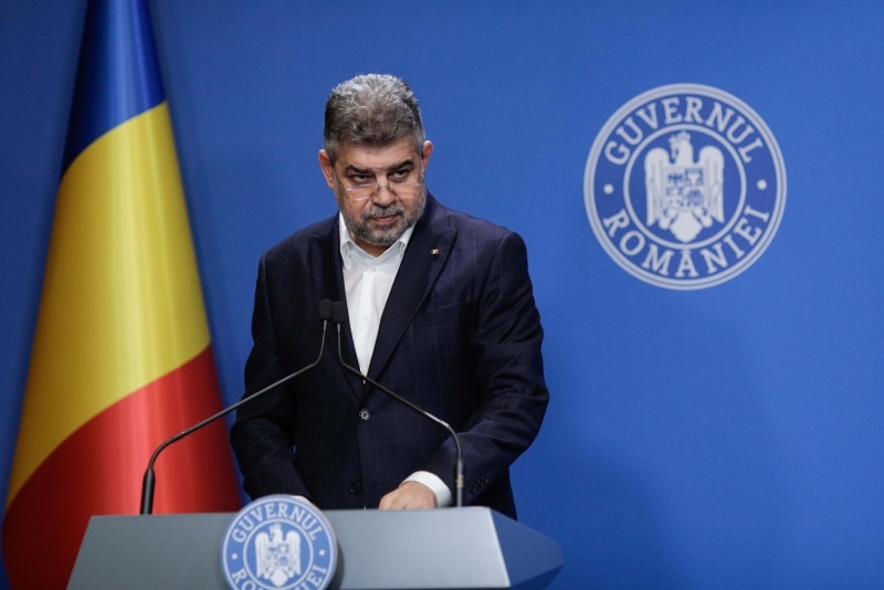 Se poate trăi cu pensia minimă? Ce a răspuns premierul Marcel Ciolacu