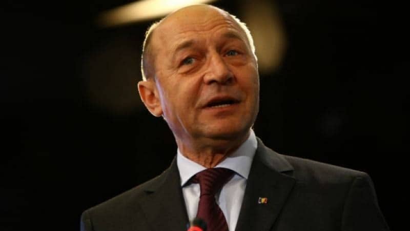 Traian Băsescu s-a internat din cauza unei gripe de tip A (surse)