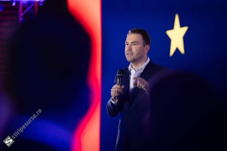 O ticăloșie politică, o lașitate, liberalii cu zornăit de epoleți fac planuri de laborator (VIDEO)