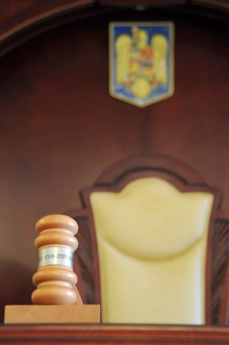 Guvernul învinge USR și Forța Dreptei la CCR