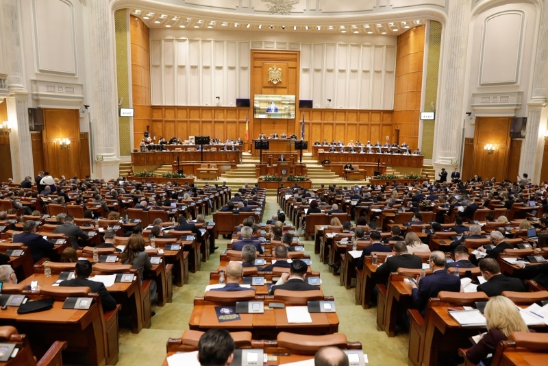 Parlamentul a început joi o nouă sesiune de lucru / Ce proiecte vizează PSD și USR