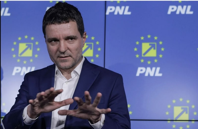 Nicușor Dan seduce electoratul liberal, după ce PNL i-a închis ușa candidaturii