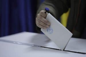 ‘Această decizie să fie luată de îndată / Democrația costă’