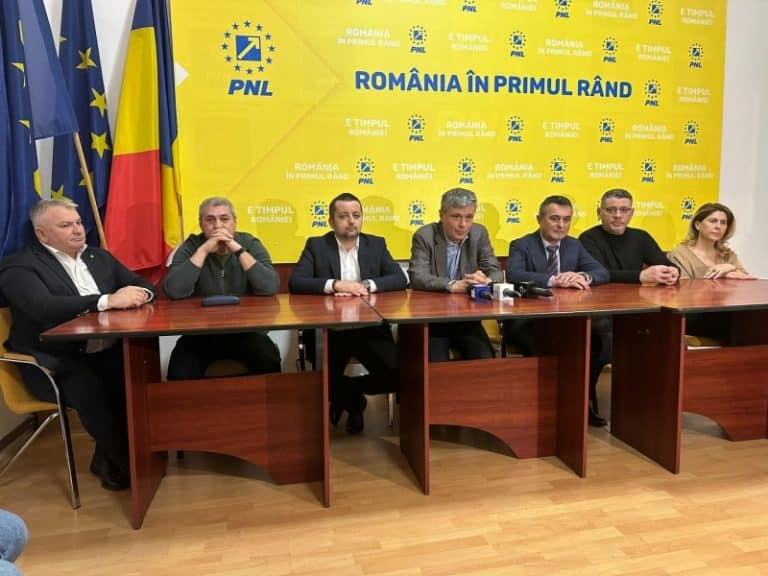 PNL a racolat 15 organizații AUR formate din ‘adevărați patrioți’