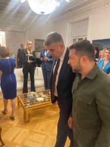 Guvernul României anunță, la doi ani de la război, că insistă pentru anchetarea cu celeritate a crimelor comise de ruși în Ucraina