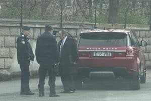 polițiștii nu mai știu ce să-i facă