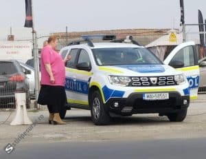 Șoșoacă a fost prinsă de radar cu 110km/h și a rămas fără permis. Scandal făcut de senatoare la mașina poliției
