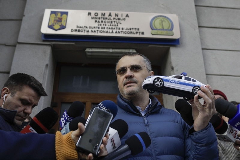 Cristian Ghinea (USR) a dat în judecată DNA