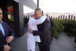 Le-a promis românilor să problema dublei cetățenii se rezvolvă până la finele anului