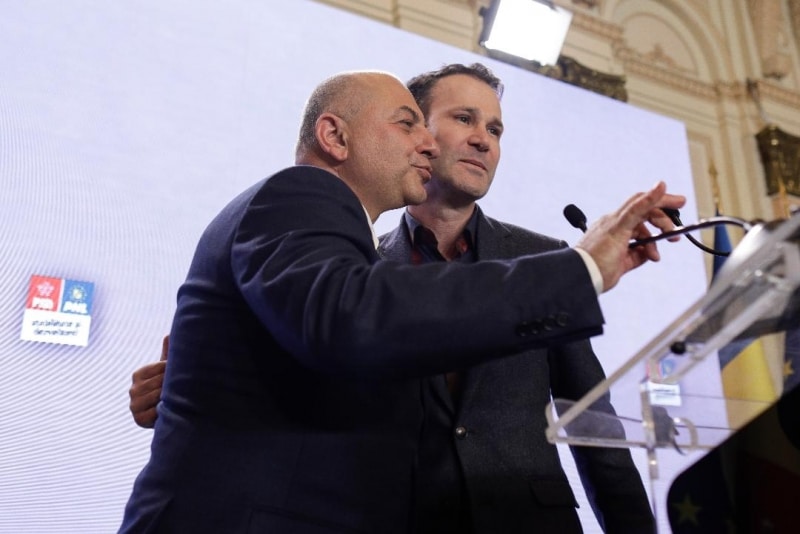 Robert Negoiță, chemat la microfon să explice afirmația făcută în favoarea lui Piedone și împotriva lui Cîrstoiu. Edilul a dat vina pe jurnaliști