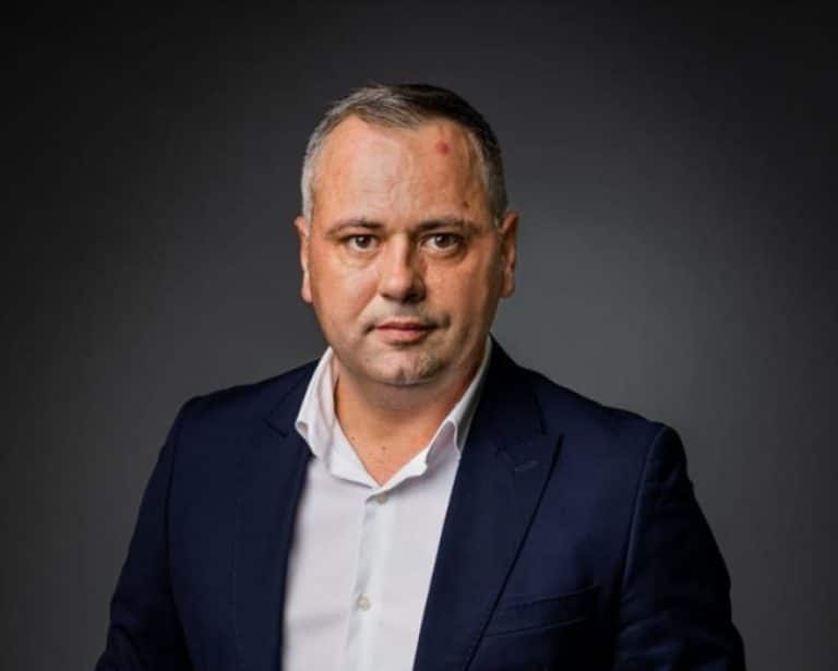 NU sunt nostalgic după Ceaușesc. USR încearcă să facă pragul de 5%