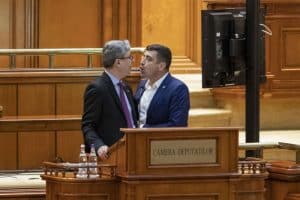 tocmai dușmanul Virgil Popescu i-a ‘suflat’ o întreagă organizație
