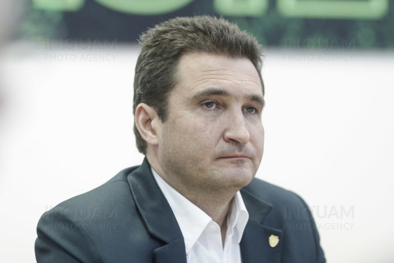 negociază dur cu PNL și PSD, dar a impus o condiție ‘specială'(Surse)