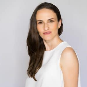 Se împlinesc o sută de zile de când se aplică taxa pe boală; poate fi eliminată mâine, în Parlament