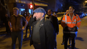 Video | Piedone ‘taie’ nu numai contracandidații, ci și copacii doborâți de vânt