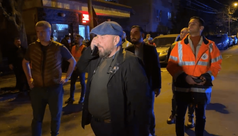 Video | Piedone ‘taie’ nu numai contracandidații, ci și copacii doborâți de vânt