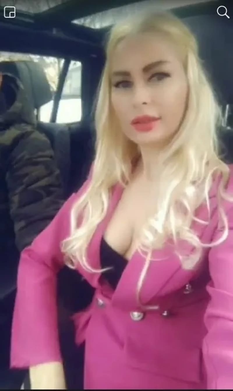 Presupusa amantă a lui Silvestru Șoșoacă a pus tunurile pe senatoare