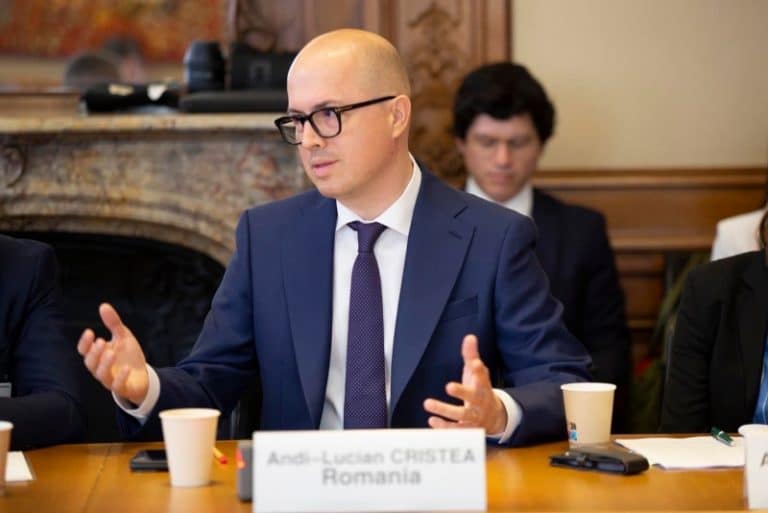 Andi Cristea a condus delegatia romaniei la OCDE
