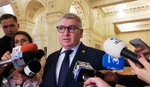 Florin Roman (PNL) îl taxează pe Marcel Ciolacu pe tema concediilor medicale: Precizări pentru corecta informare