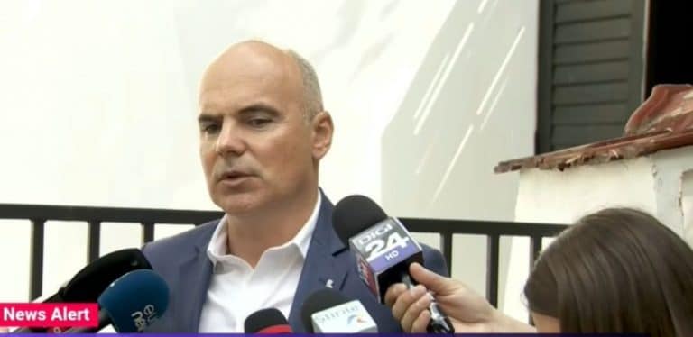 ‘Nu mai fugi de presă niciodată!’