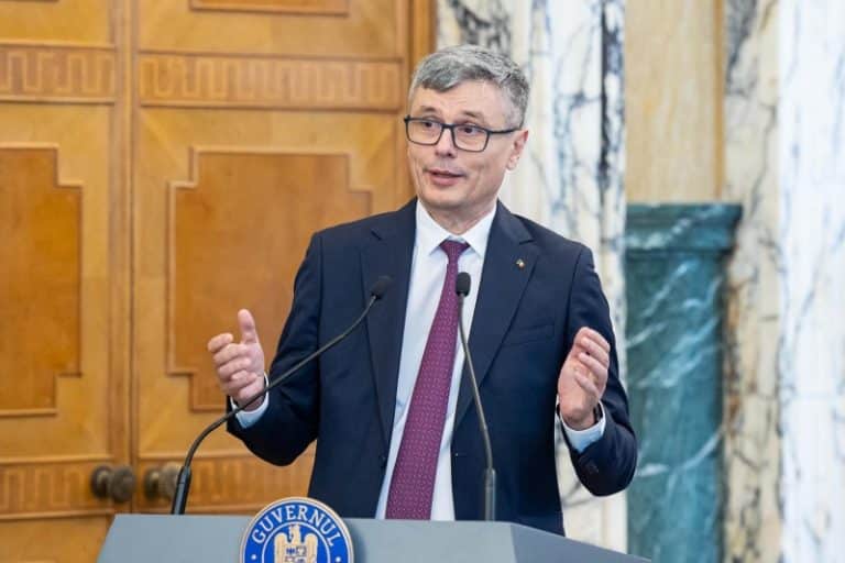 Virgil Popescu îşi anunţă candidatura pentru funcţia de primar al municipiului Drobeta Turnu Severin