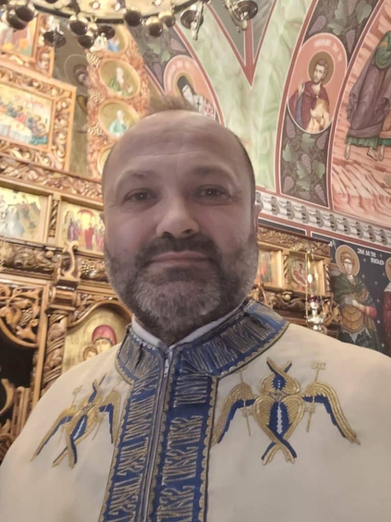 Încă un preot candidează din partea AUR la alegeri: Ierarhul și-a dat acordul