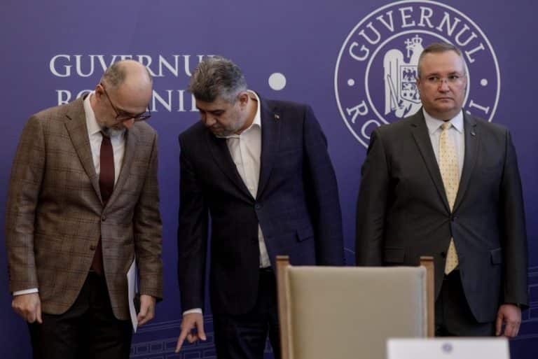 ‘Nu ştiu ce este în capul lor. Parcă vor să vină în ajutorul lui Piedone sau al lui Nicuşor Dan’