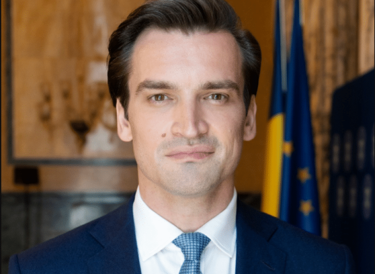 ‘Să uităm de pile, cunoștinte și relații’