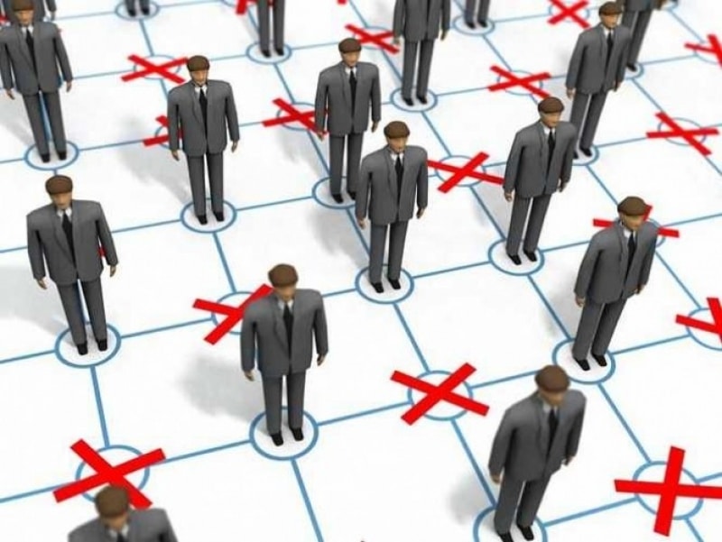 ‘Momentan nu vedem concedieri colective’