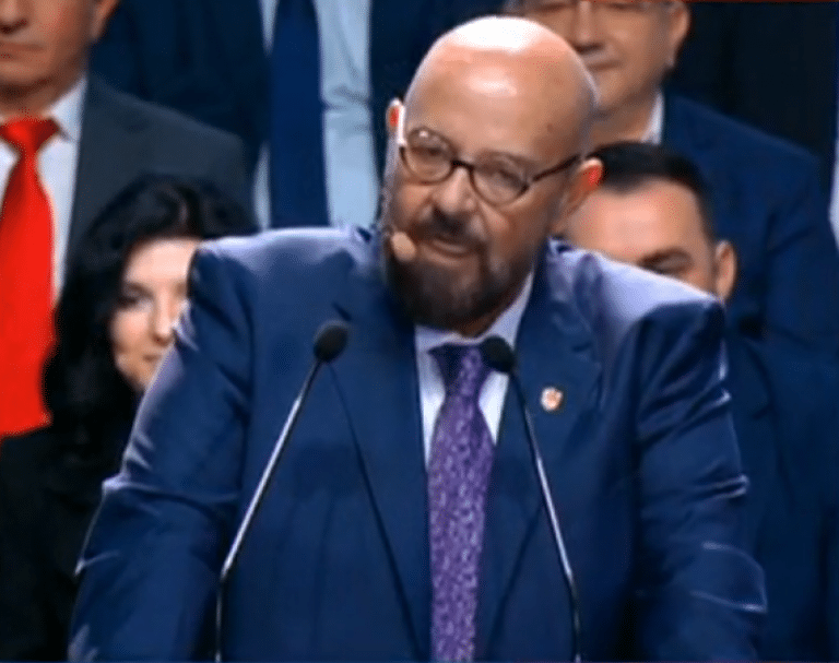 ‘Sunt omul care vorbeşte în limbajul celor mulţi. Nicușor Dan a pus matematica înaintea usturoiului’