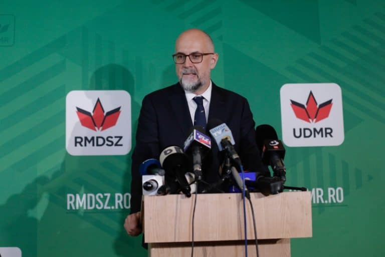 Aradul, un exemplu în ce priveşte interacţiunea şi dialogul dintre români şi maghiari