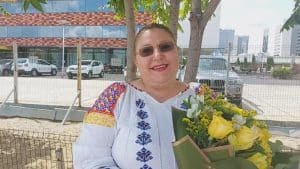 VIDEO viral – Diana Șoșoacă dansează în rapiță pe maneaua Made in Romania