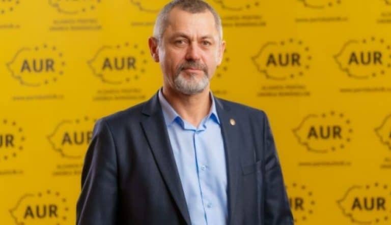 și-a rupt în bătaie soția/ Fusese exclus din AUR pentru aceeași faptă