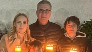 Gabriela Firea, alături de faimile în noaptea de Înviere. Mesajul senatoarei pentru credincioși