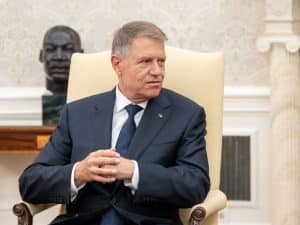 Industriile noastre de apărare trebuie să crească producția, altfel nu vom face față acestei situații