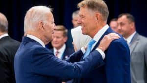 Președintele Klaus Iohannis, primit de Joe Biden, la Casa Albă. Președintele României va face apoi declarații de presă