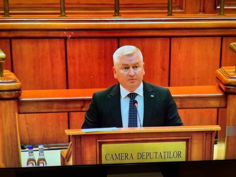 ‘Acolo unde e stânga, e fie stagnare, e fie sărăcie. Ei sunt prin Italia prin arest la domiciliu’