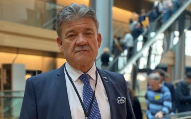 Trebuia lăsată politica la o parte şi să facem administraţie