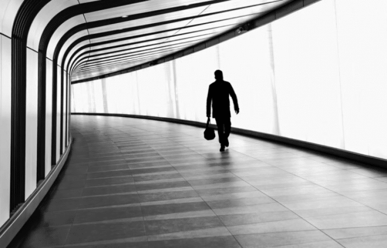 DNA aruncă grenada în spațiu închis pentru magistratul care l-a salvat pe Adamescu -O anchetă paralelă pentru trafic de influență în cazul firmei acestuia