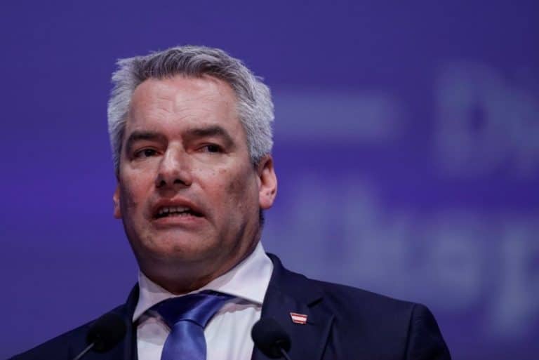 câștigă alegerile forțele proruse, în timp ce Nehammer pierde votanți în ritm galopant