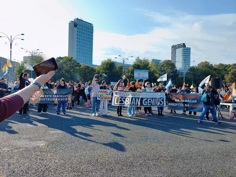 BEC avertizează membrii secțiilor de votare să respecte comunitatea LGBTQ