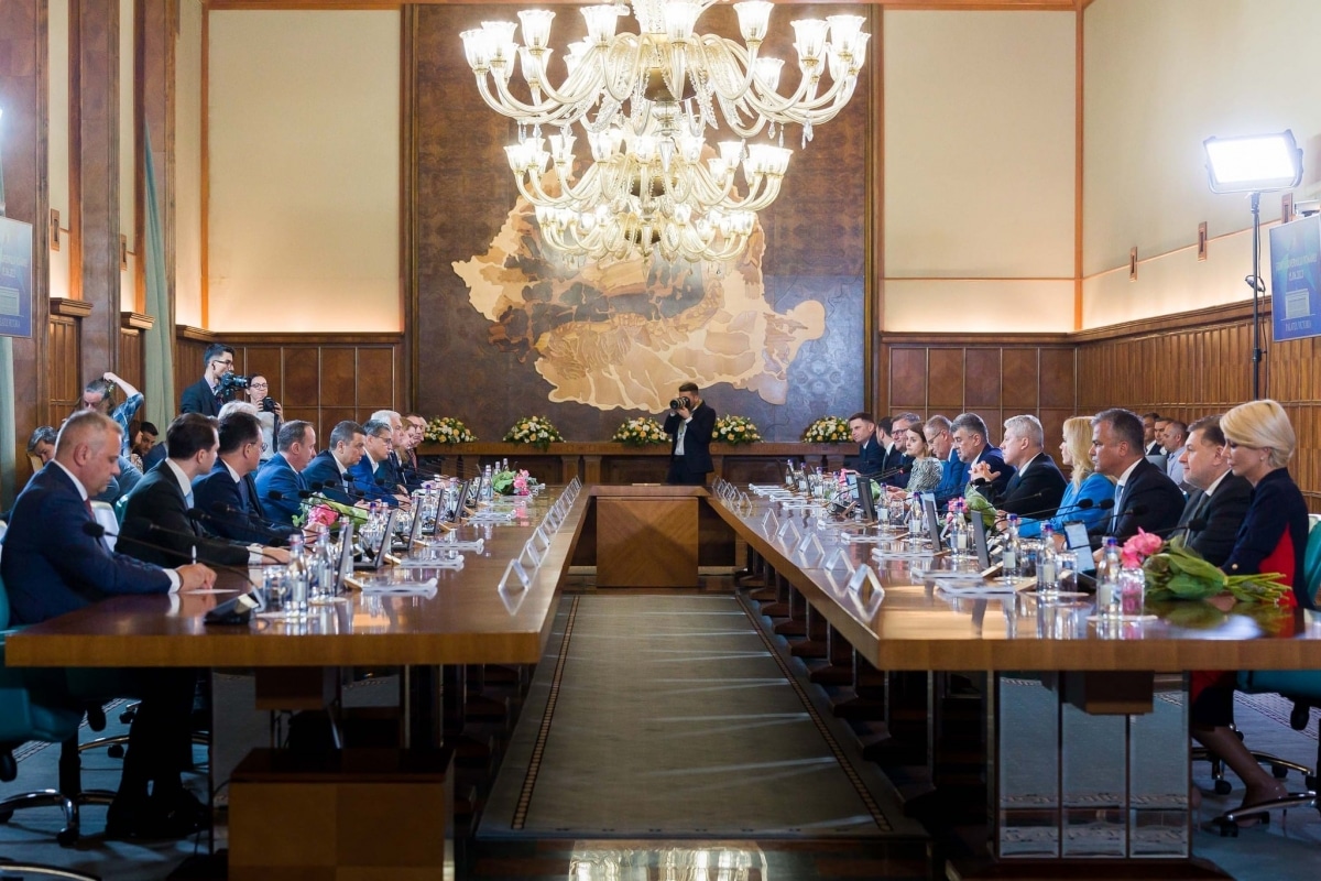 Guvern: Reorganizarea Autorităţii Vamale Române