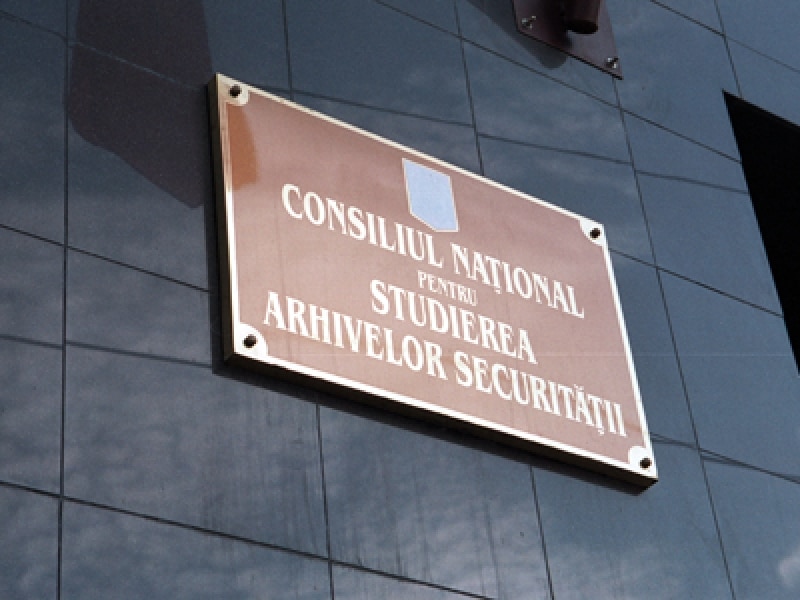 Parlamentarii numesc noi membri în Colegiul CNSAS