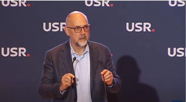 În promisiunile PSD și PNL nu poți avea încredere