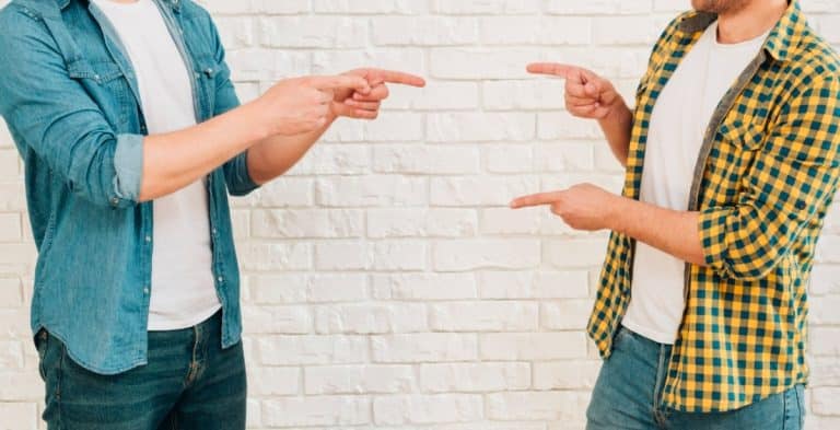 ‘Intrăm în turul 2 eu și Rareș Bogdan’